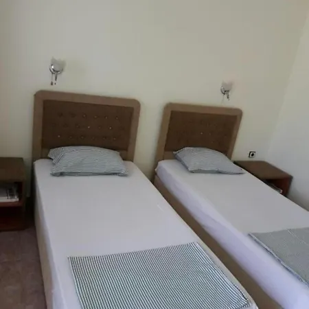 семеен сандим Hotell