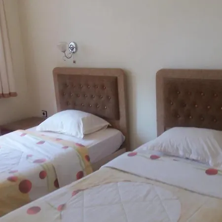 Hotell семеен сандим