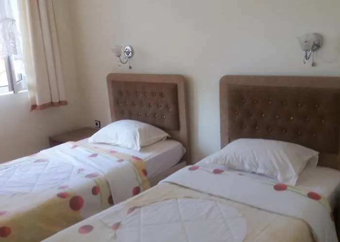 Хотел семеен сандим